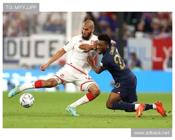 楚阿梅尼在世界杯上的状态回暖,助力法国队成功晋级淘汰赛阶段