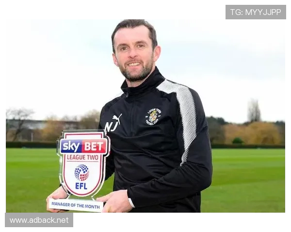 琼斯带领卢顿迎战英超强队，球队士气高涨值得关注